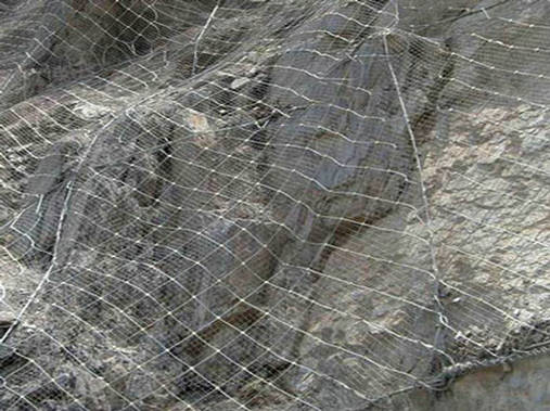 主動防護網穩定系統、圍護系統的構成及其施工安裝